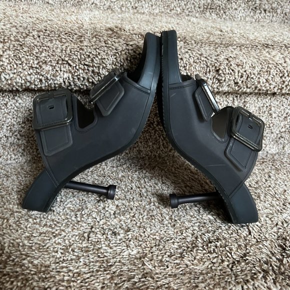 Balenciaga Women's Mallorca Slide PVC Jelly Logo Buckle Sandals. - Picture 10 of 14